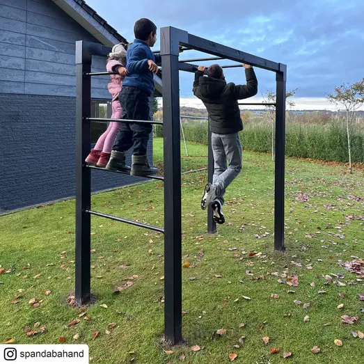 PLUS Outdoor Fitness træningsstativ model 4 sort m/sorte beslag