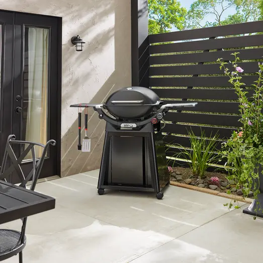 Weber Q3200N+ gasgrill inkl. vogn