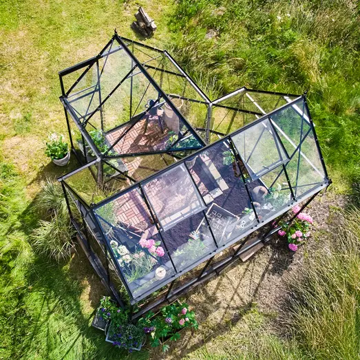 Halls ICON Gardenhouse 6 8,6 m² sort m/3 mm hærdet glas og fundament