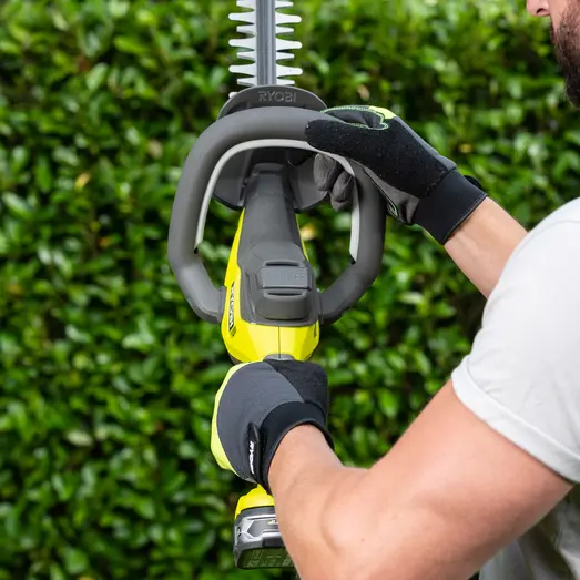 Ryobi RY18HT55A-0 18V ONE+ hækkeklipper 55 cm solo