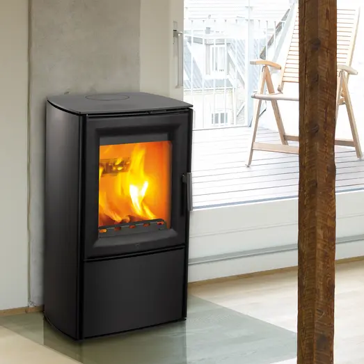 Varde Aura 3 brændeovn sort