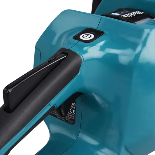 Makita UC011GZ kædesav 40V XGT solo