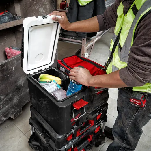 Milwaukee Packkout™ køleboks 