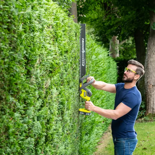 Ryobi RY18HT55A-0 18V ONE+ hækkeklipper 55 cm solo