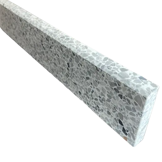 Terrazzo sokkelliste reykjavik slebet overflade og top med fas 40x1,5x7,5 cm