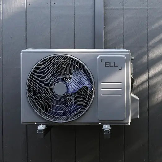 ELL Front Dark varmepumpe 4,31/4,40 kW Køl/Varmeeffekt