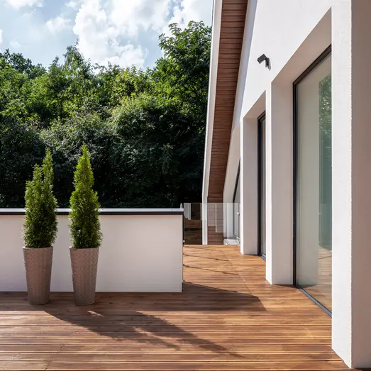 Terrassebrædder rillet/glat fyr brunimprægneret 32 x 125 mm