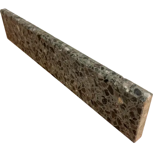 Terrazzo sokkellister caracas slebet overflade og top med fas 40x1,5x7,5 cm