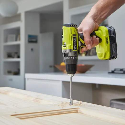 Ryobi R18PD2-220S 18V ONE+ slagboremaskine 2x2,0Ah batteri, taske og lader