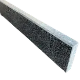 Terrazzo sokkelliste chicago  slebet overflade og top med fas 40x1,5x7,5 cm