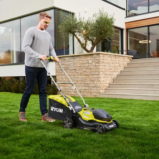 Ryobi RY18LMX37A-150 plæneklipper 1x5.0 Ah batteri og lader 18V ONE+