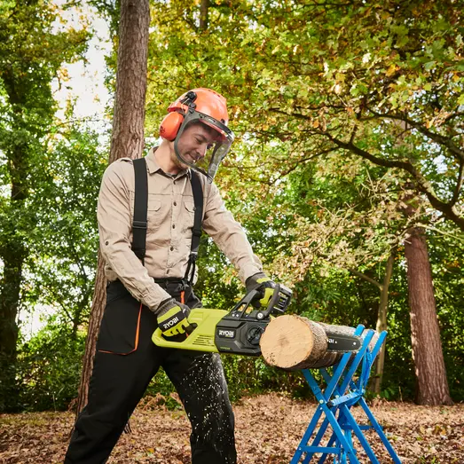 Ryobi RY18CSX30A-150 18V ONE+ kædesav 5,0 Ah batteri og lader