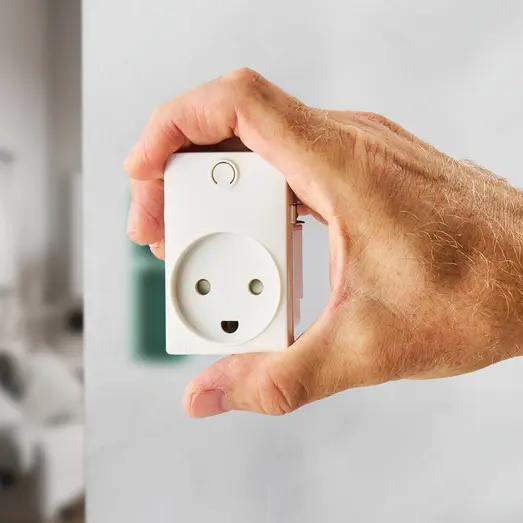 FESH SWITCH SMART Curveline stikudtag 1,5 m/jord hvid