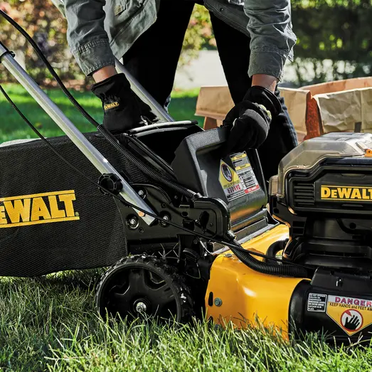 DeWALT DCMWSP564N 2x18V plæneklipper med opsamler 53 cm solo