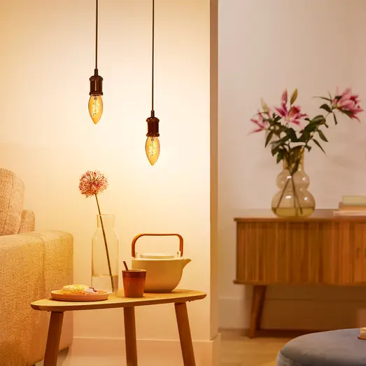 Philips LED 835 kertepære 15W 1800K E14