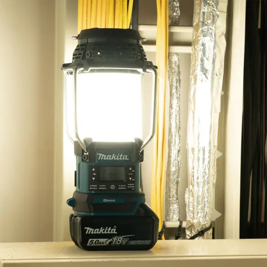 Makita DMR056 lanterne DAB+ radio 18V solo