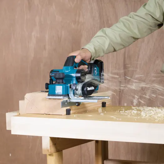 Makita DKP181Z 82 mm falshøvl LXT 18V solo