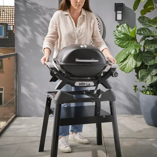 Weber Q1200N gasgrill med stander