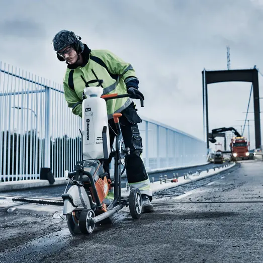 Husqvarna K 770 kapsav 3,9 kW klinge maks. Ø350 mm