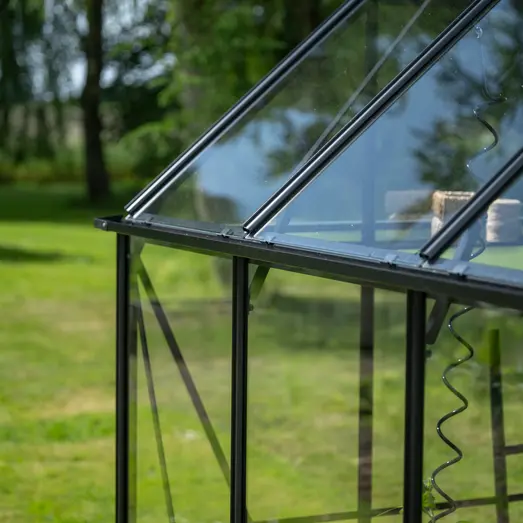 Halls ICON 8 8,1 m² sort m/3 mm delt glas og fundament