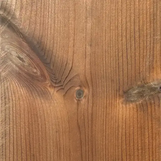 pigmenteret olie efter et år