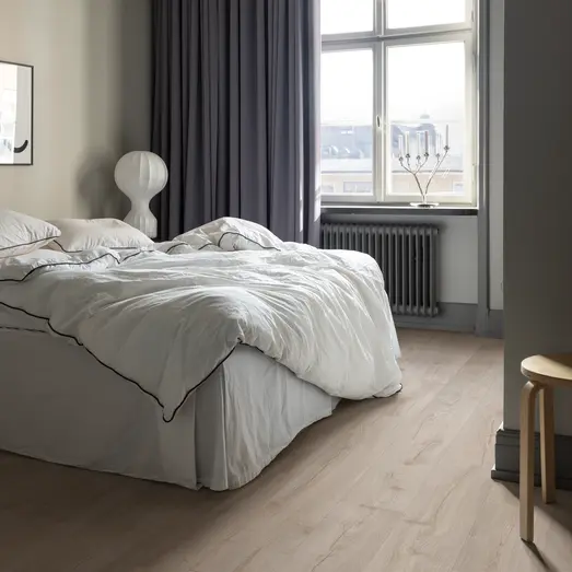 Pergo Modern Plank laminatgulv 1380x190x8 mm eg beige silkemat