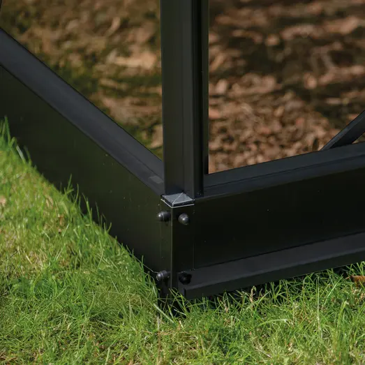 Halls ICON 6 4,9 m² sort m/3 mm delt glas og fundament